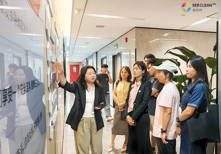 广东省工业和信息化厅2025
年高端装备制造产业集群培育专题研修班一行到访深圳市mk体育实业有限公司开展参观学习活动